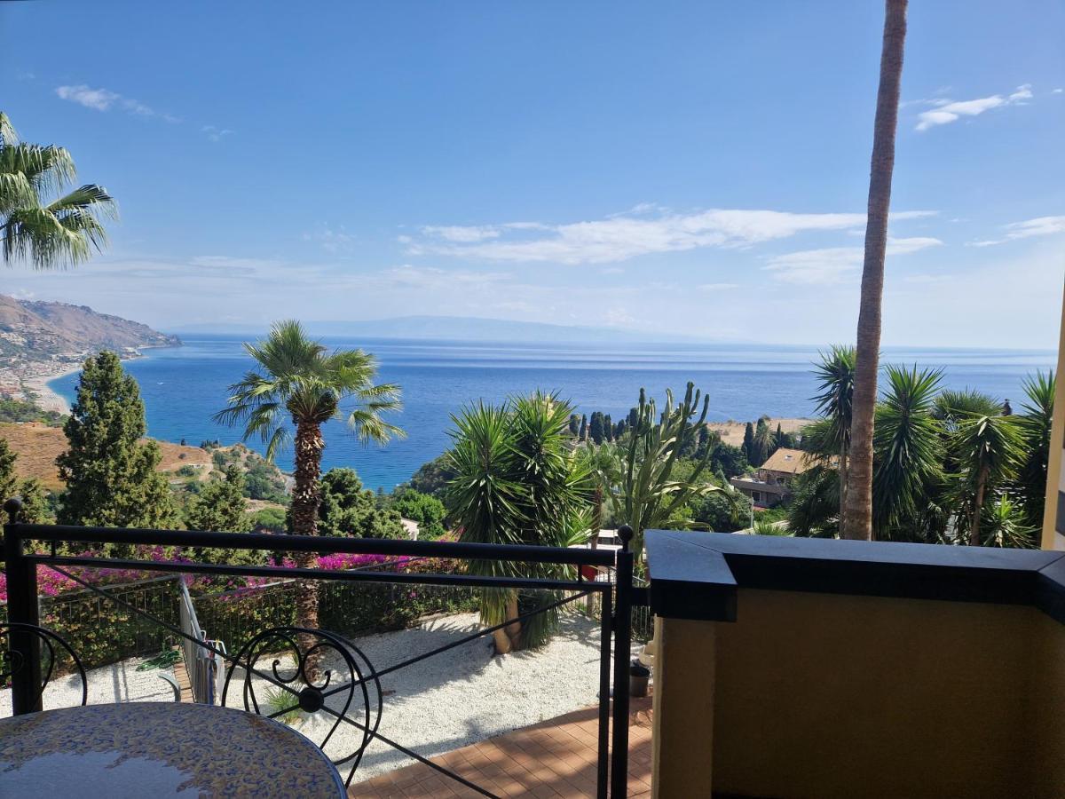 Taormina Bella Vista Apartment In Center With Pool By Taormina Holidays Экстерьер фото
