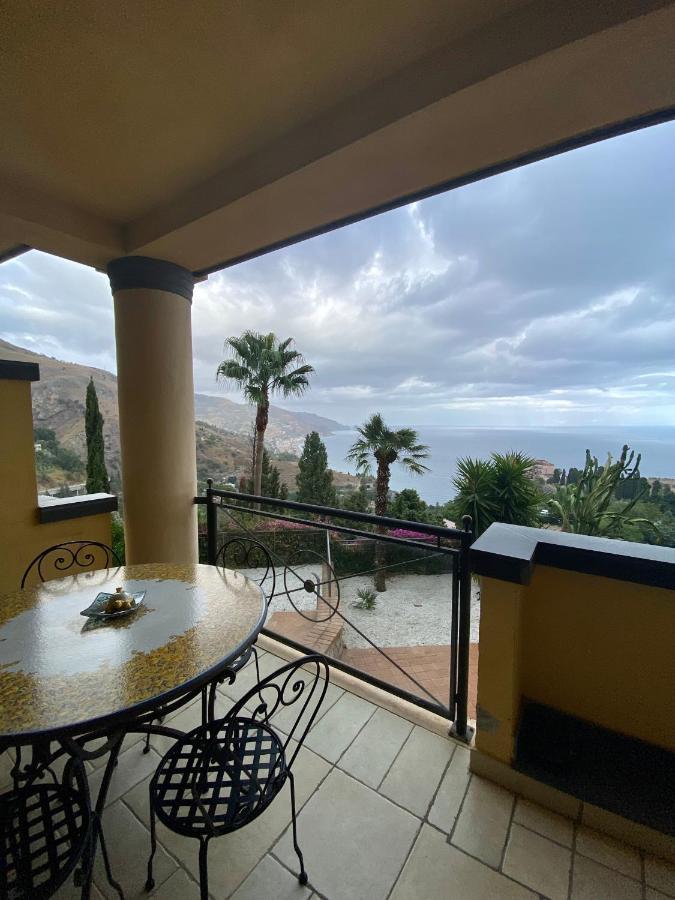 Taormina Bella Vista Apartment In Center With Pool By Taormina Holidays Экстерьер фото